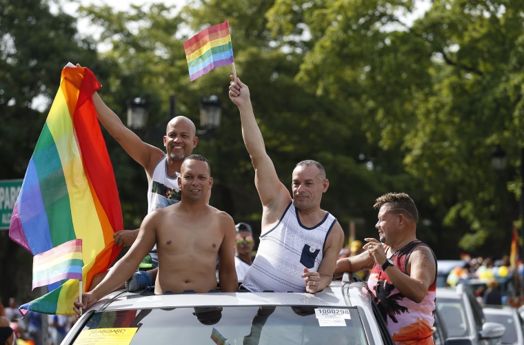 Gays Strut Their Pride In Santo Domingo 1580