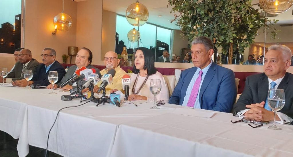 The opposition demands clarity from the Electoral Board