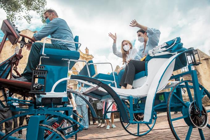 Dominican Republic City Swaps Horse Drawn Carts for Electric Alternative