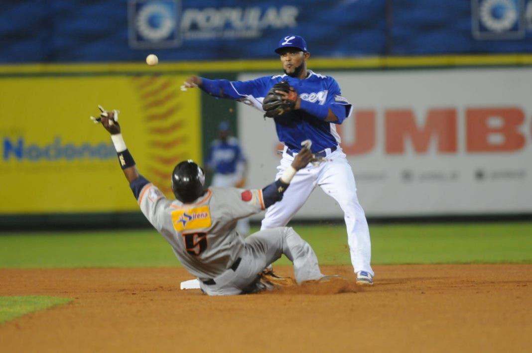 Tigres del Licey are one game away from clinching baseball