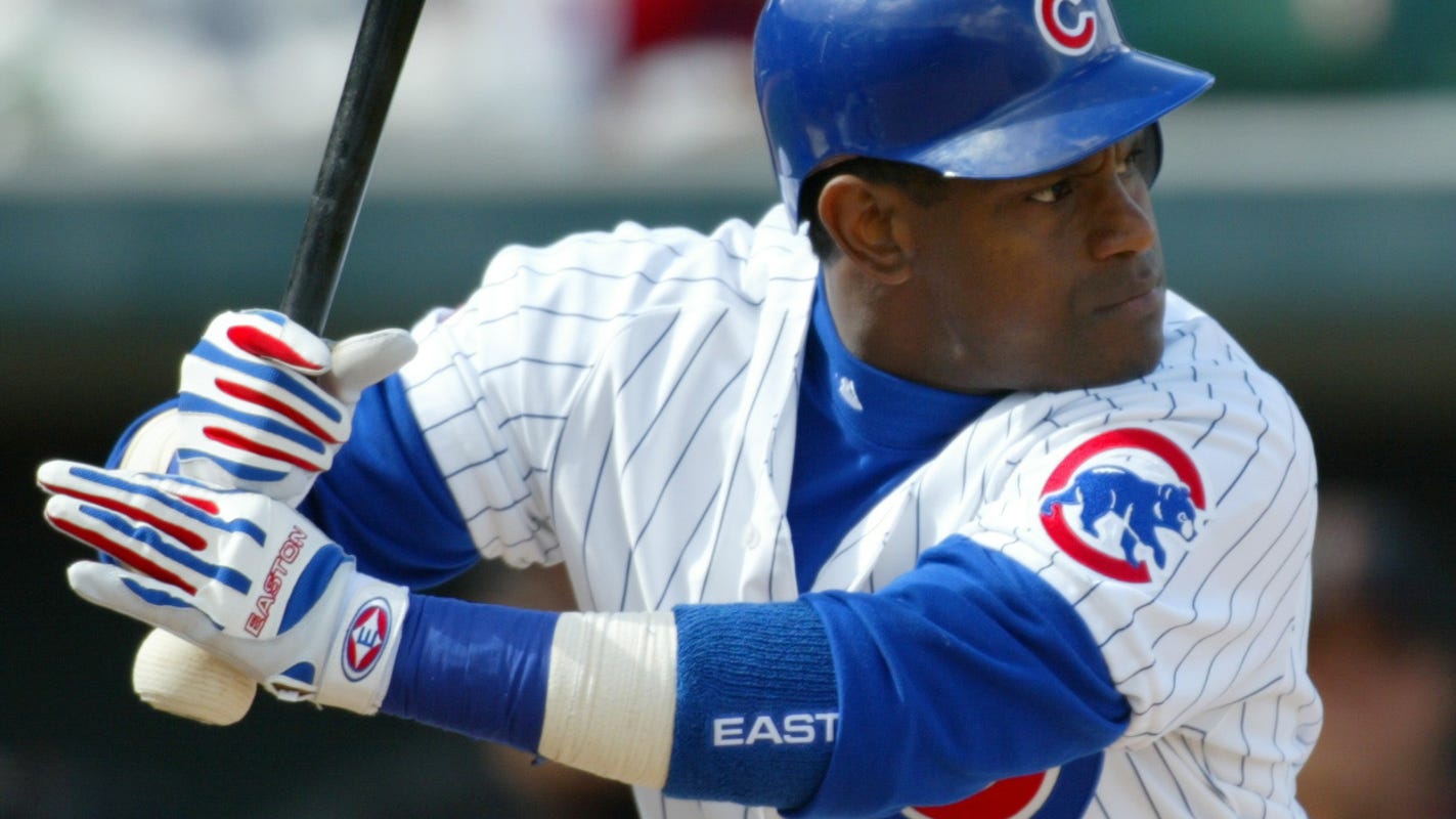 Baseballer - Sammy Sosa went from a Dominican baseball