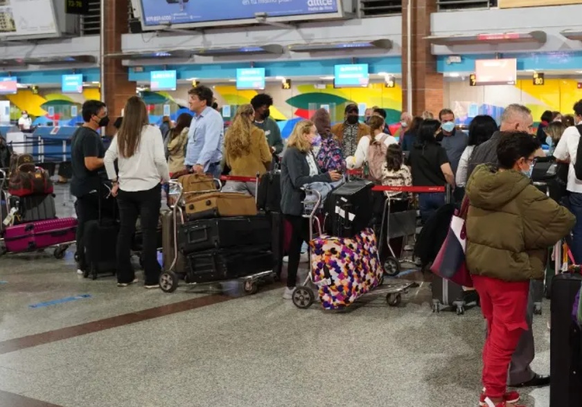 Thirteen flights canceled at Santo Domingo airport on Christmas Day