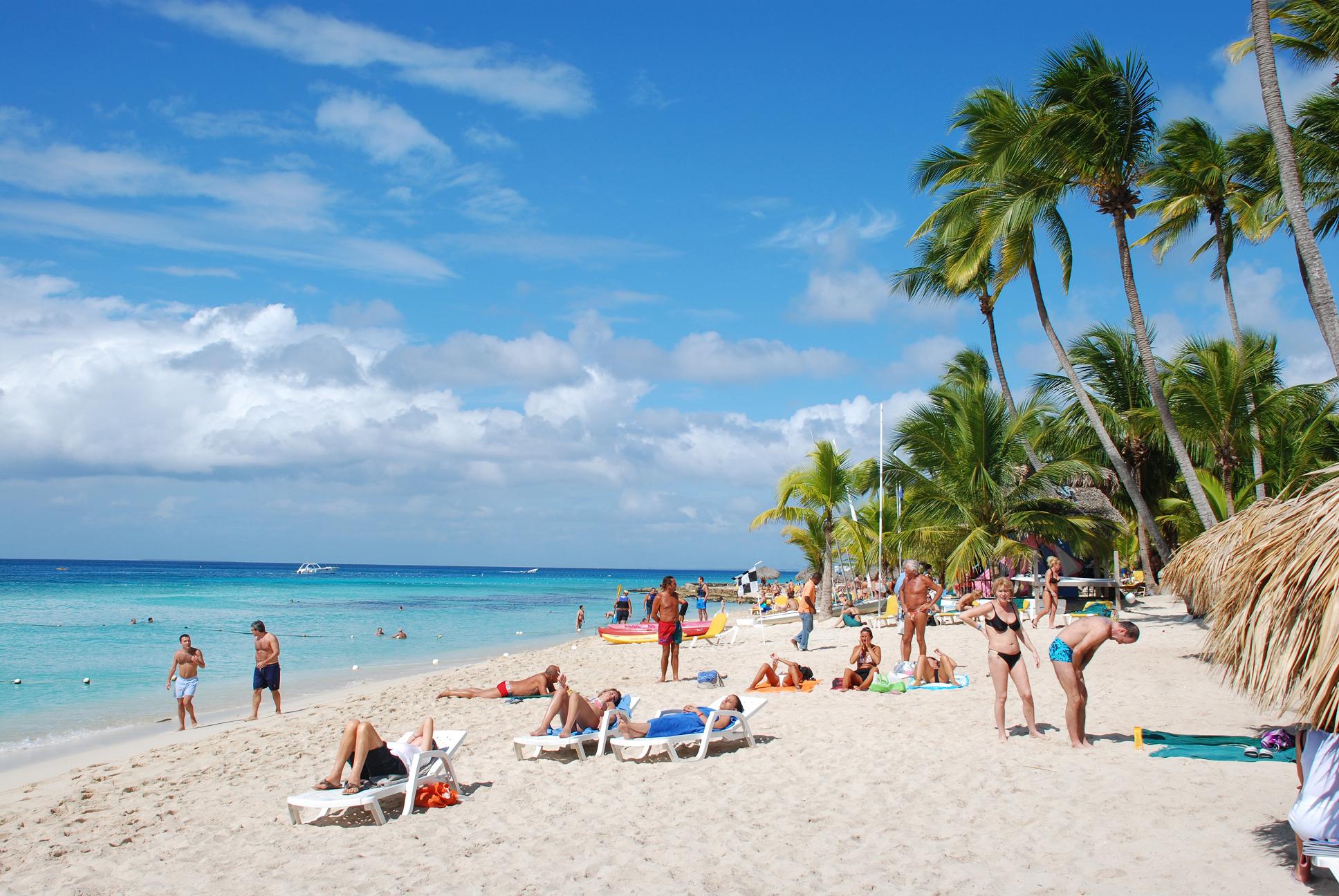 dominicana tours from canada