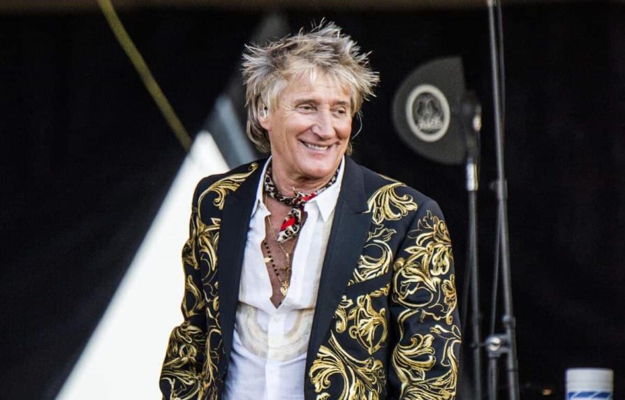 Rod Stewart, a global icon, will perform in the Dominican Republic