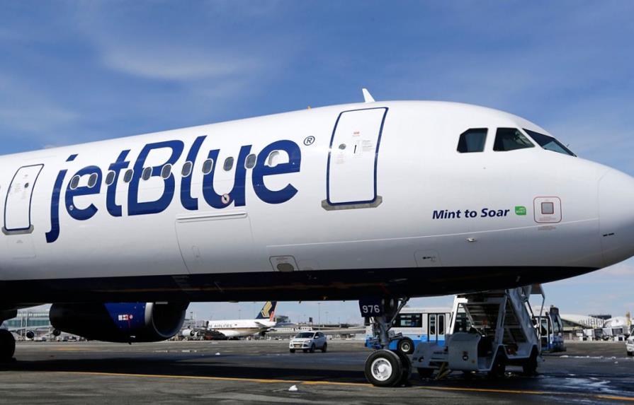 JetBlue passengers run out of oxygen on flight to the Dominican