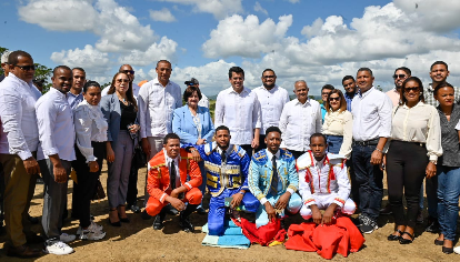 Tourism begins construction of a multipurpose plaza in Santa Cruz de El Seibo