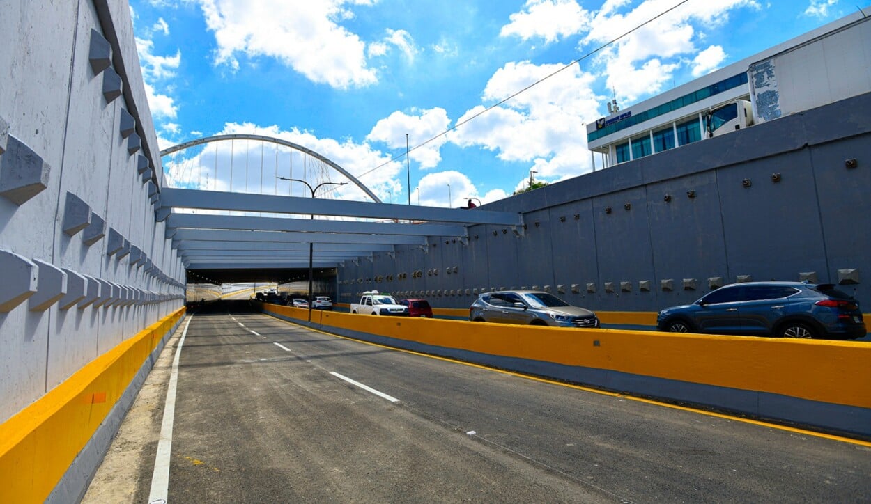 Reopening of 27 de Febrero overpass