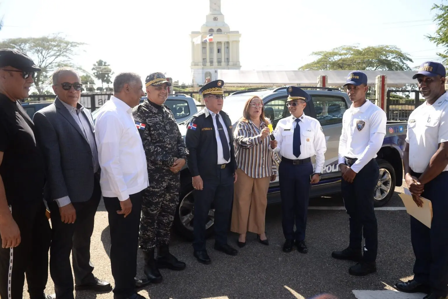 Politur delivers 7 new vehicles to reinforce tourism security in Santiago