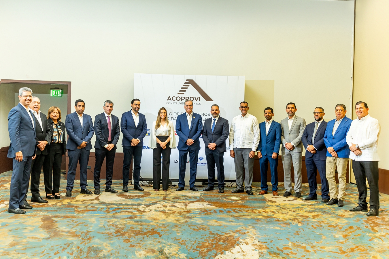 Construction guild holds third business meeting with Abinader in attendance