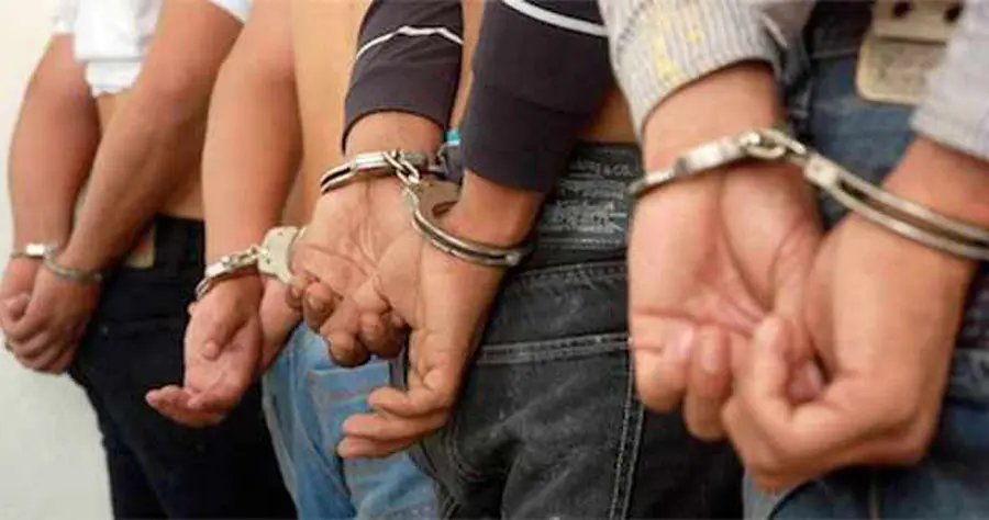 Las autoridades desmantelan a una pandilla que agredió al Distrito Doméstico en las primeras horas de la mañana