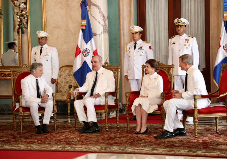 Abinader welcomes seven new ambassadors