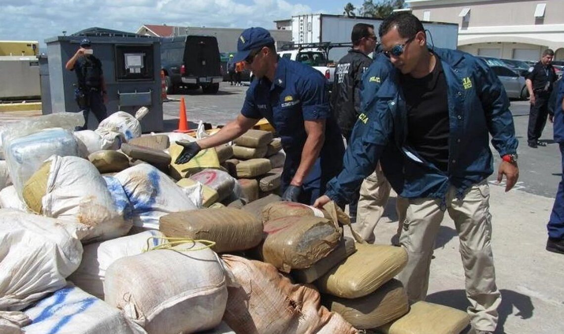 U.S. authorities intercept smuggling attempt on ship from the Dominican Republic