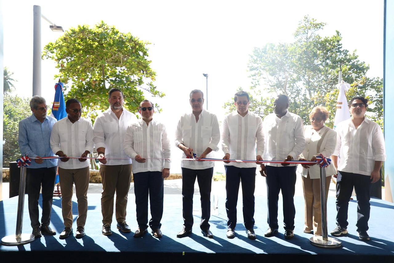 Abinader and Collado inaugurate renovation of La Caleta Underwater National Park