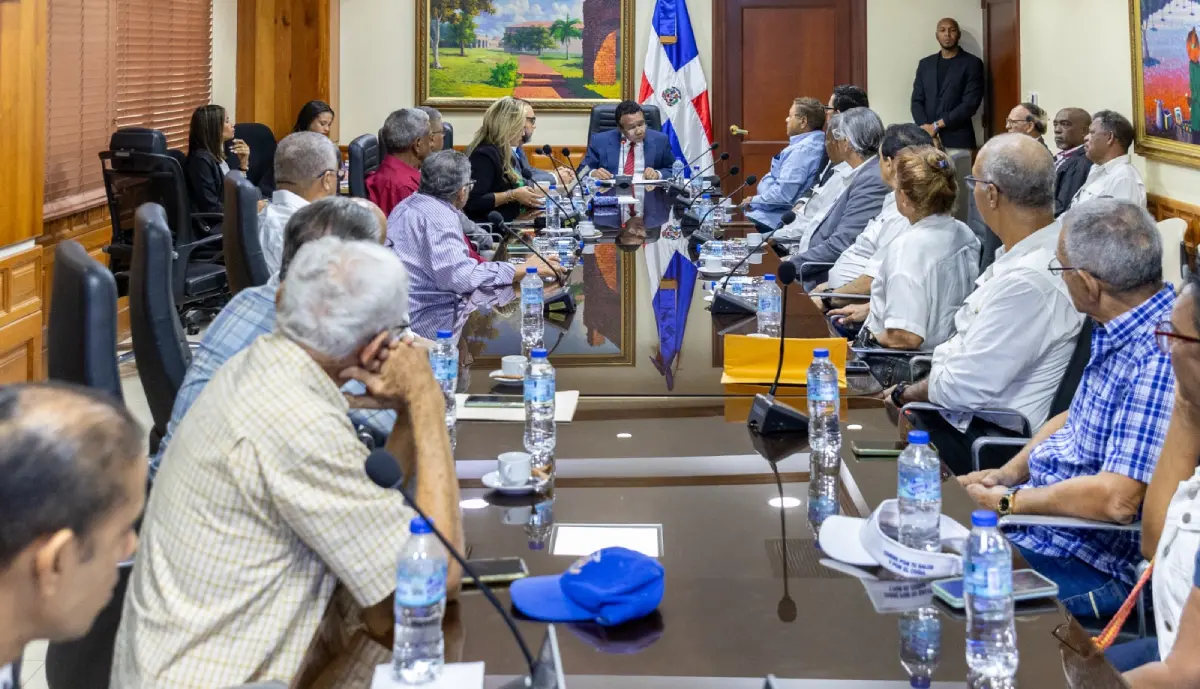 Contractors urge Congress to settled decades-old state debts for public works