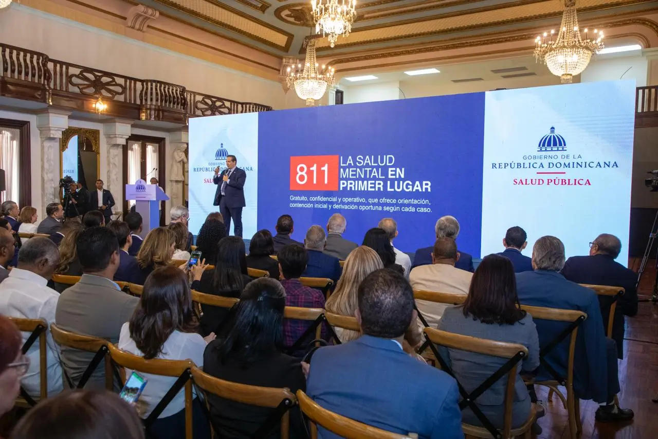 Abinader presents advances in national mental health policy