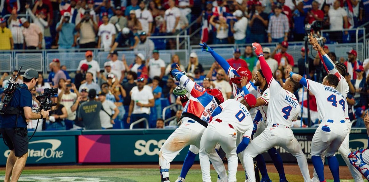 Dominican Republic defeats Netherlands 12–1 in World Baseball Classic