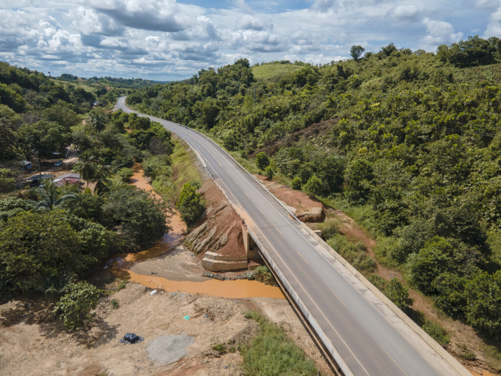 Businessman proposes road projects to Abinader to boost tourism in the Northeast