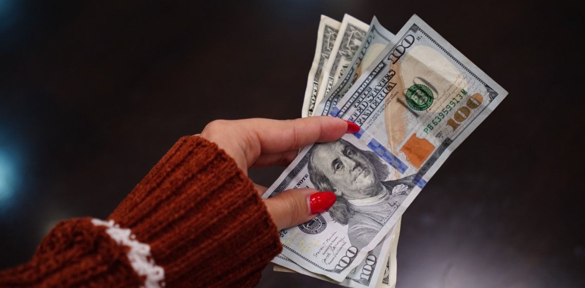 The dollar closes May with key movements: here’s how it impacts your wallet
