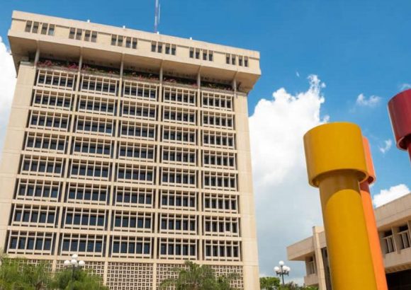 Stable Central Bank maintains interest rate at 5.25% per year
