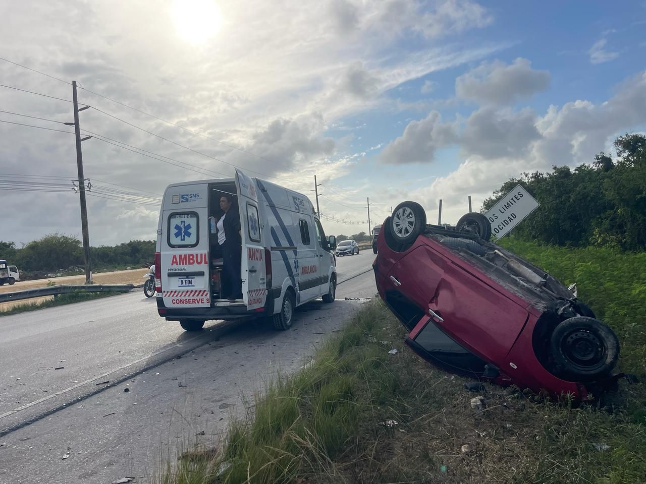 Five injured in crash on Punta Cana–Miches highway