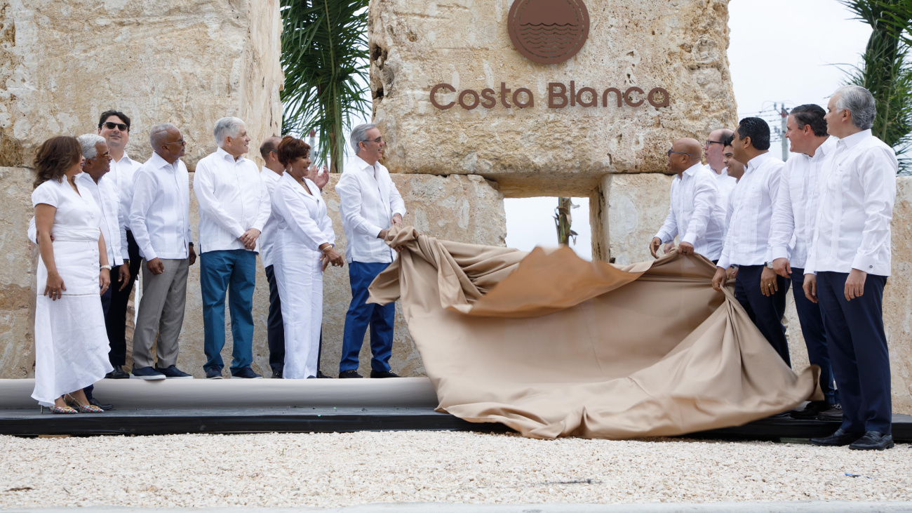 Abinader announces RD$20 billion transformation plan for Boca Chica