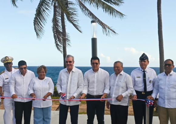 Abinader and Collado Inaugurate Second Phase of Santo Domingo East Boardwalk