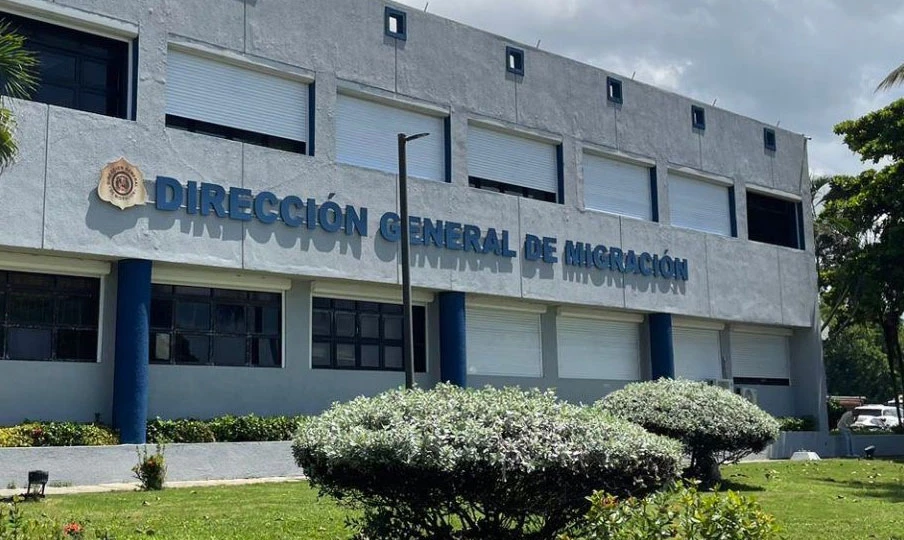 Employers in Dominican Republic face fines for hiring illegal foreign labor