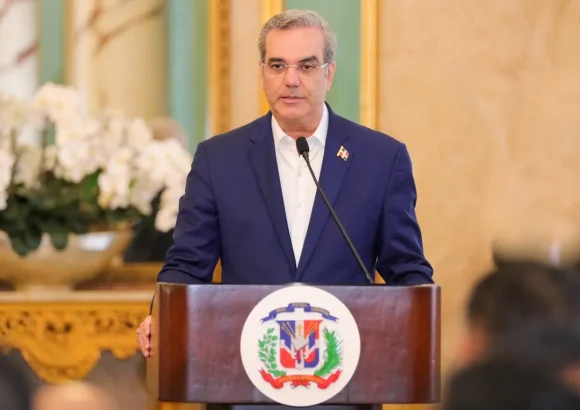 President Abinader donates entire 2025 salary to support social and community projects