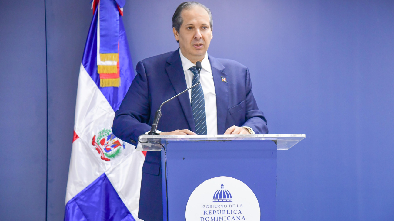 Víctor Atallah officially installed as president of the World Health Assembly