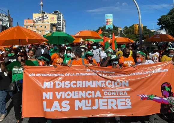 Dominican activists urge government action on femicides in Dominican Republic
