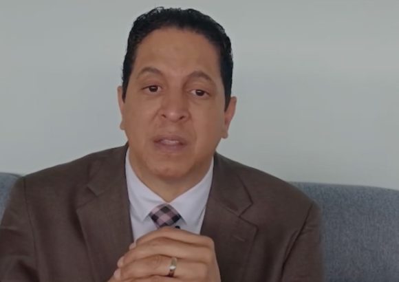 Infectious disease specialist warns of the risk of Ebola to the country