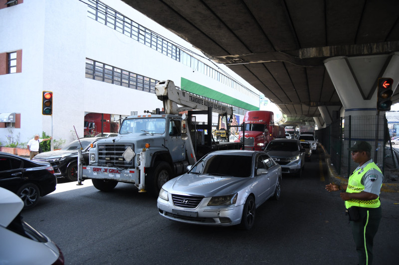 Merchants support restricting daytime traffic of heavy vehicles