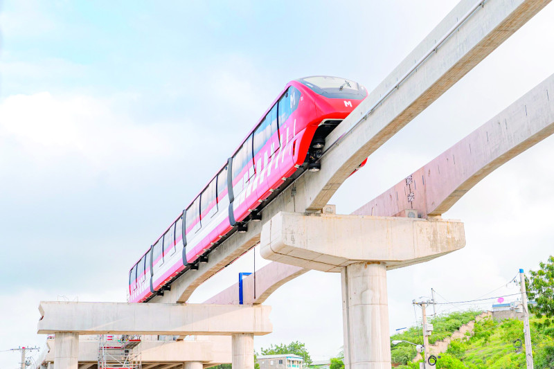 A new date has been set to launch the Santiago monorail.