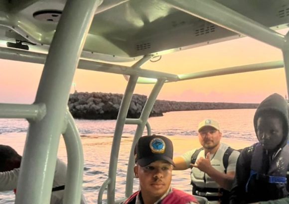 Puerto Plata Dominican Republic Navy assists 4 people of different nationalities in Atlantic waters