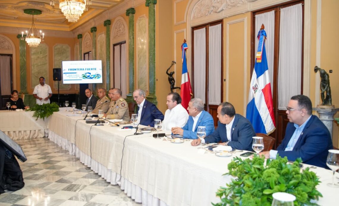 Abinader warns Haitian gangs: Dominican border will be defended