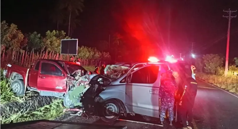 Two French tourists killed and five others injured in traffic accident in Samaná