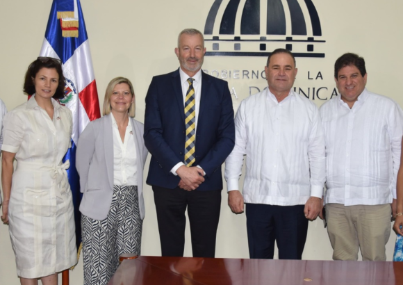 USDA delegation visits Dominican Republic to strengthen African swine fever prevention