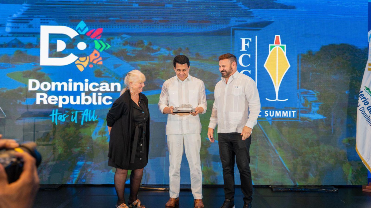 FCCA honors David Collado for leadership in Dominican cruise tourism
