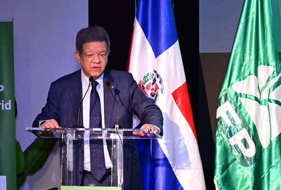 Leonel Fernández rejects proposed tax measures
