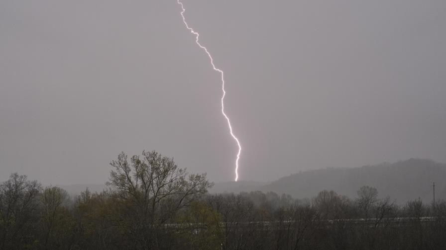 Experts warn of a lack of awareness about lightning safety