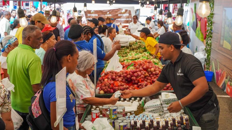 The basic food basket has risen 534 pesos, representing 1.1% so far this year