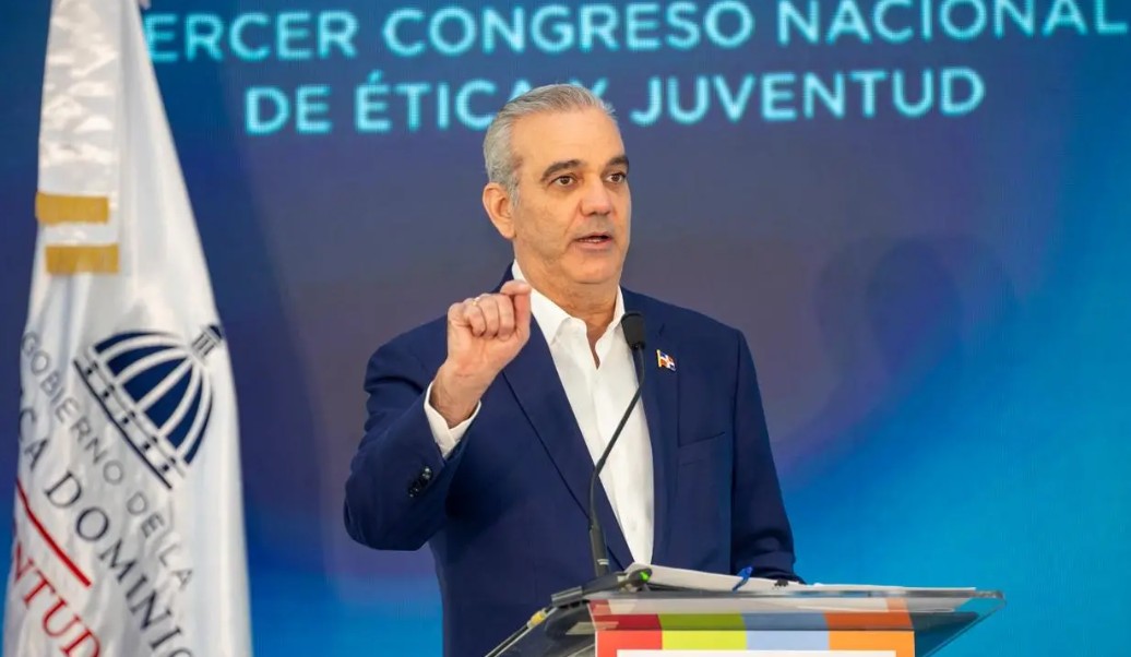 Abinader reaffirms zero-tolerance policy on corruption at all levels