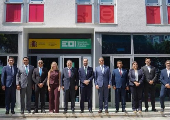 Human capital: Does the Dominican Republic have what it takes to respond to new investments in high technology?