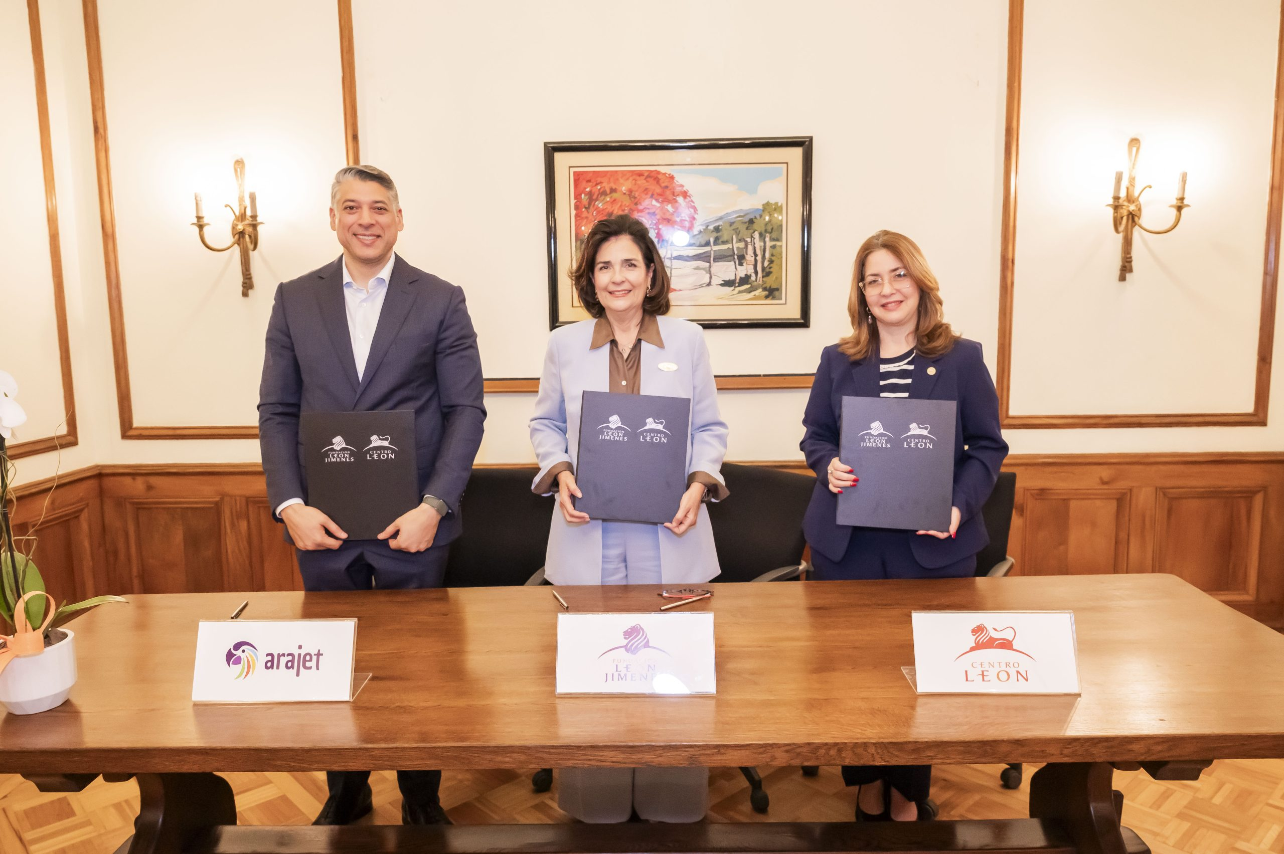 Arajet and Centro León extend alliance to showcase Dominican art internationally