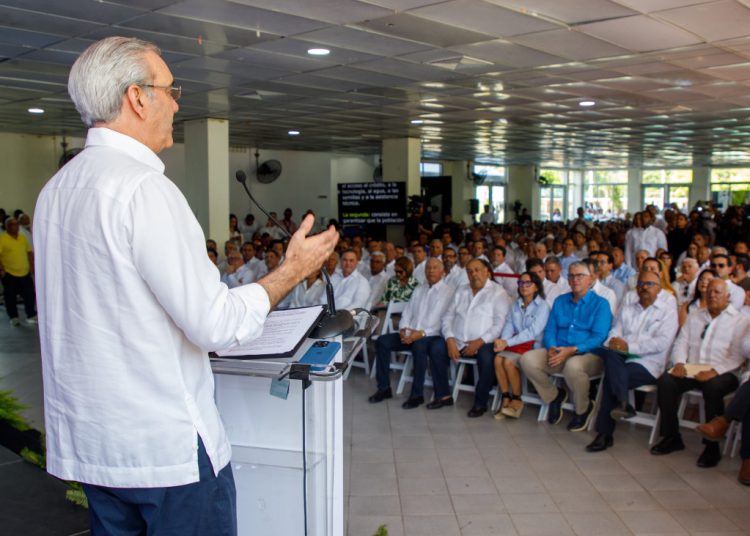 Abinader credits farmers as Dominican Republic exits FAO Hunger Map
