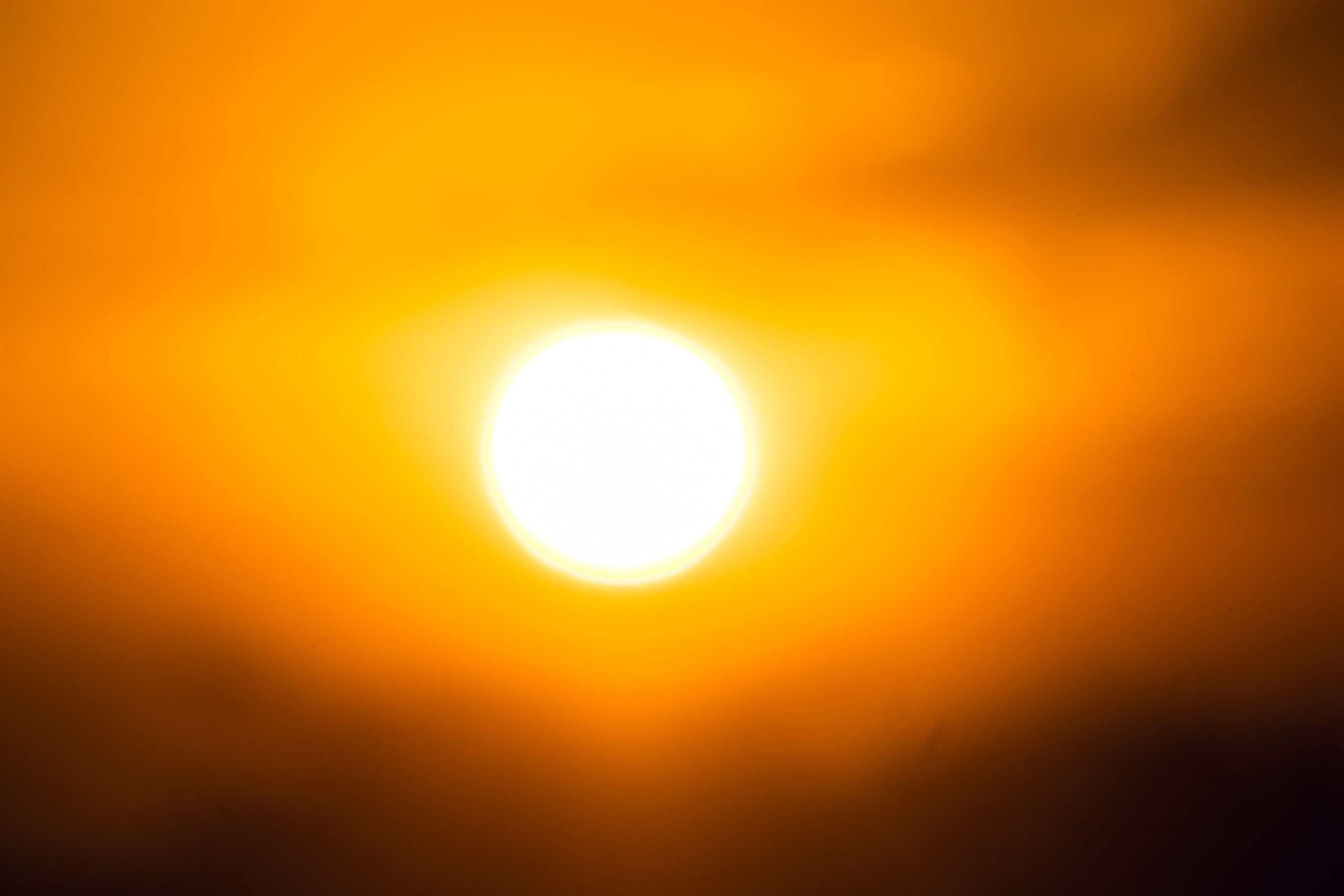 Extreme heat pushes temperatures up to 40°C across Dominican Republic