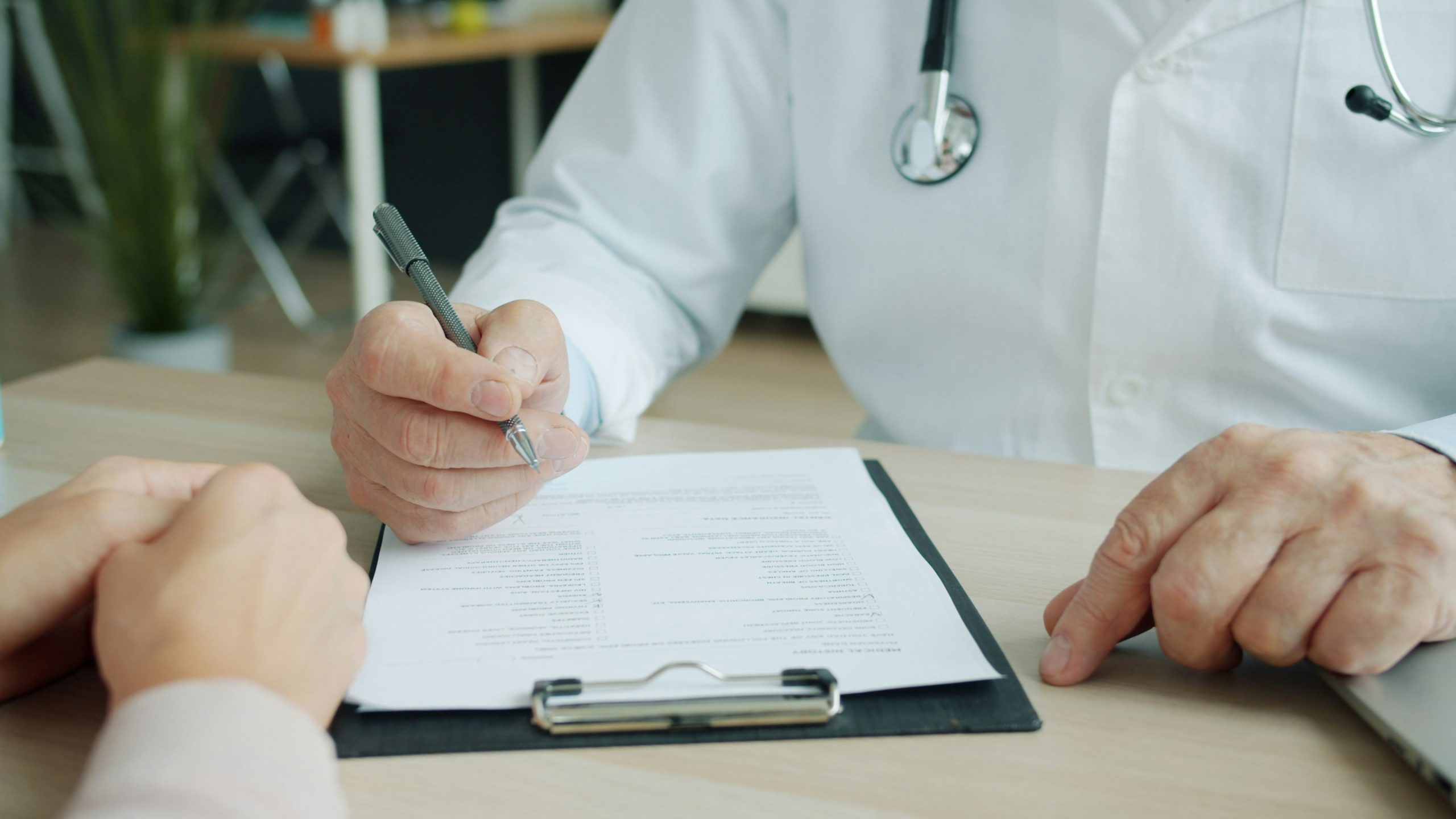 Public Health warns of scammers posing as inspectors in Santiago