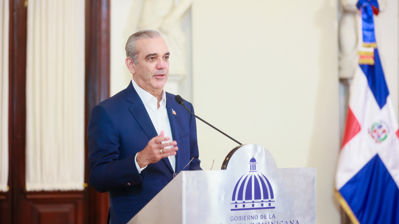 Abinader launches Eficompras, Dominican Republic’s first government virtual store