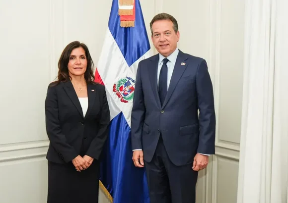 New Dominican Foreign Minister meets U.S. Ambassador in Santo Domingo