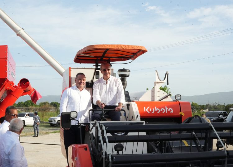 Abinader launches RD$200 million program to modernize Dominican agriculture